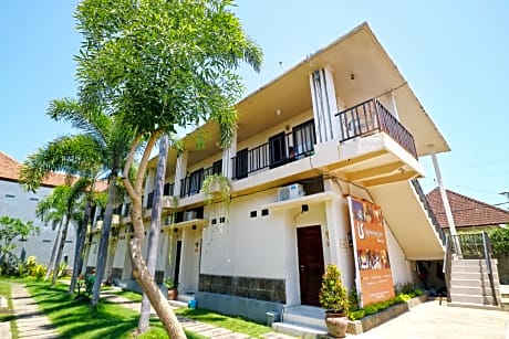 Lembayung Sari Homestay by ZUZU