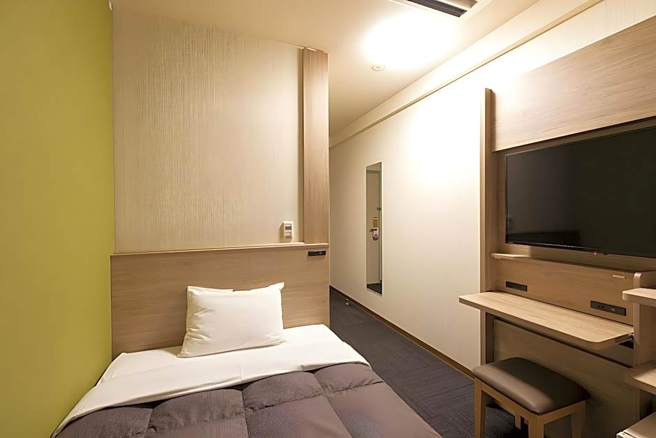 R&b Hotel Higashinihombashi
