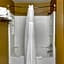 Extended Stay America Select Suites - Greensboro - Wendover Ave. - Big Tree Way