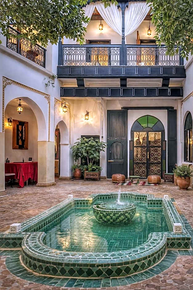 Riad ABBASSIA Marrakech Première - Authentic Medina Experience