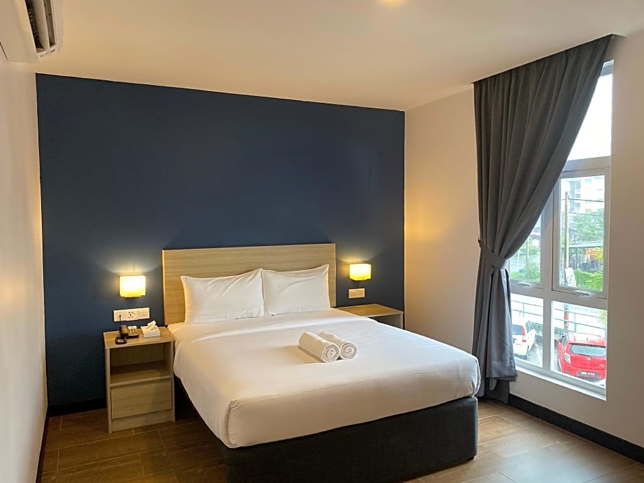 ZONE Hotels, Telok Panglima Garang