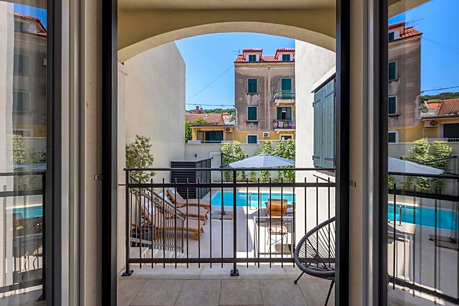 Sperone Hotel