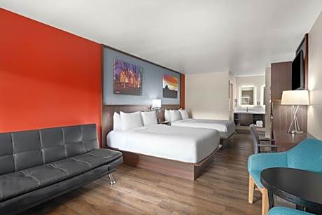 2 Queen Beds Deluxe Room Non-Smoking