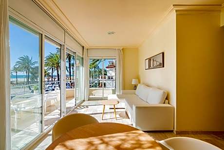 Marea ApartHotel