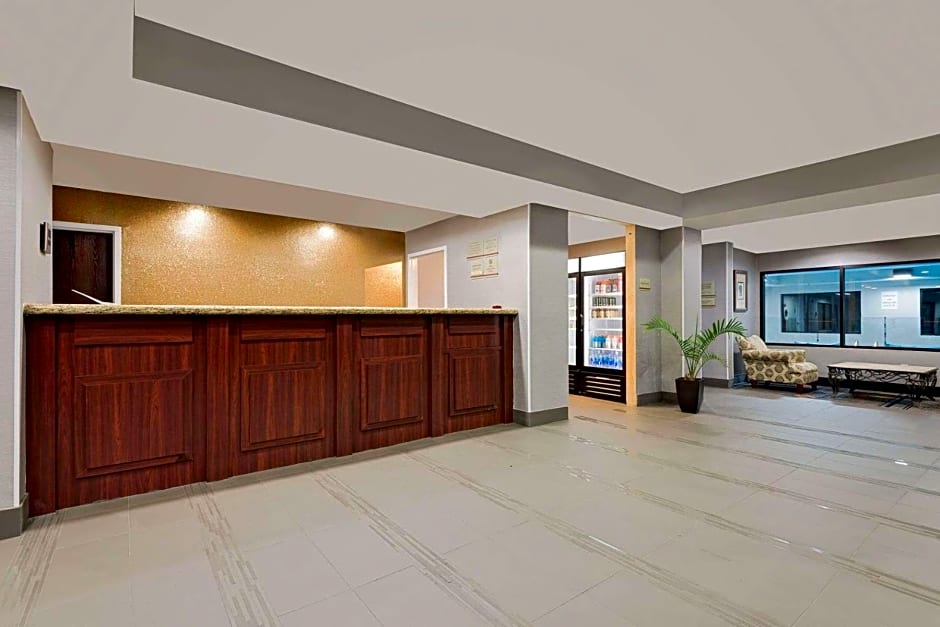 Hawthorn Extended Stay by Wyndham Columbus West