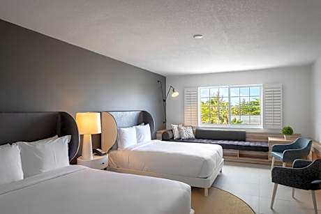 Double Queen Room