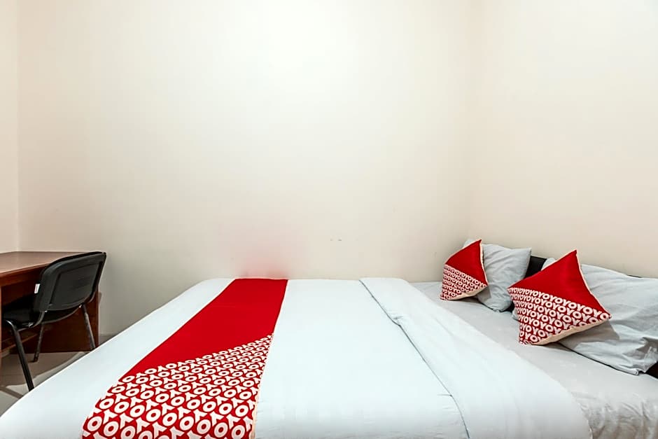 OYO 2364 Cempaka Harapan Indah