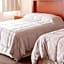 La Lola Hotel & Suites