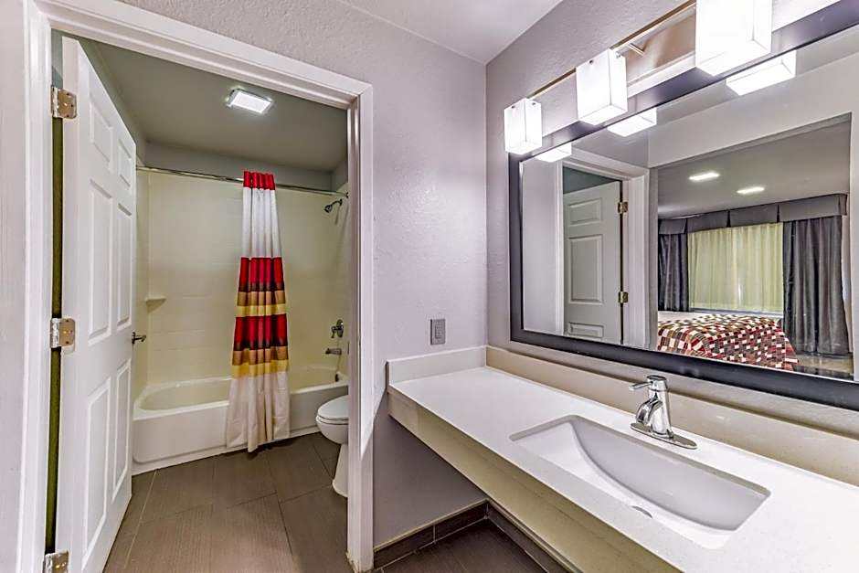 Red Roof Inn Dallas - Mesquite/ Fair Park NE