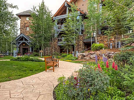 Bachelor Gulch Village
