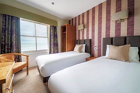 Twin Room with Sea View