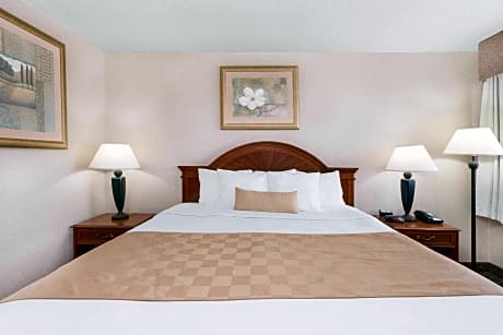 2 Queen Beds Non-Smoking