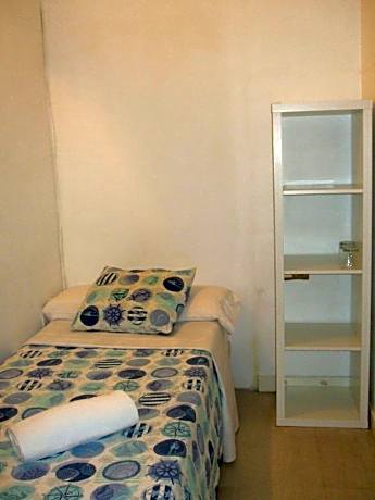 Triple Room with Shared Bathroom