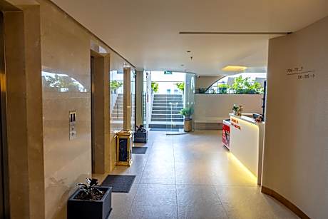 The Iris Signature Hotel and Spa