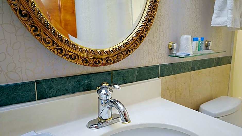 Best Western Queens Court Hotel