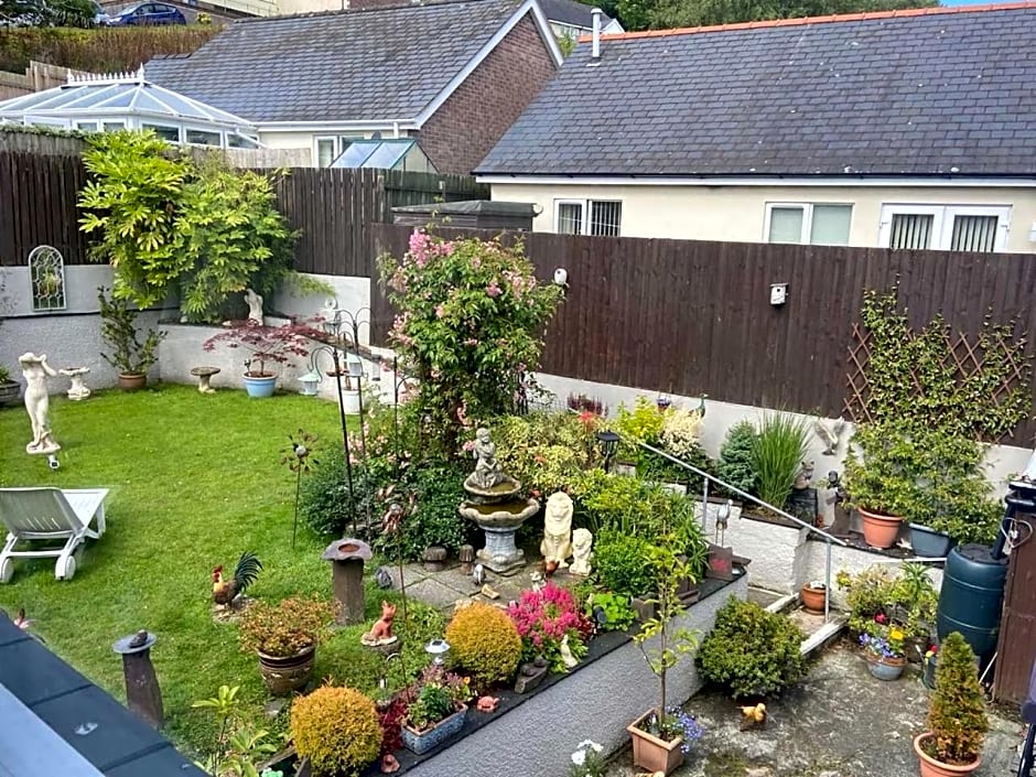 Gwynfa Bed & Breakfast – Porthmadog