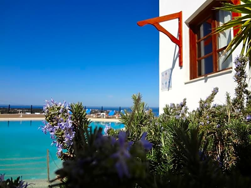 Amazones Village Suites