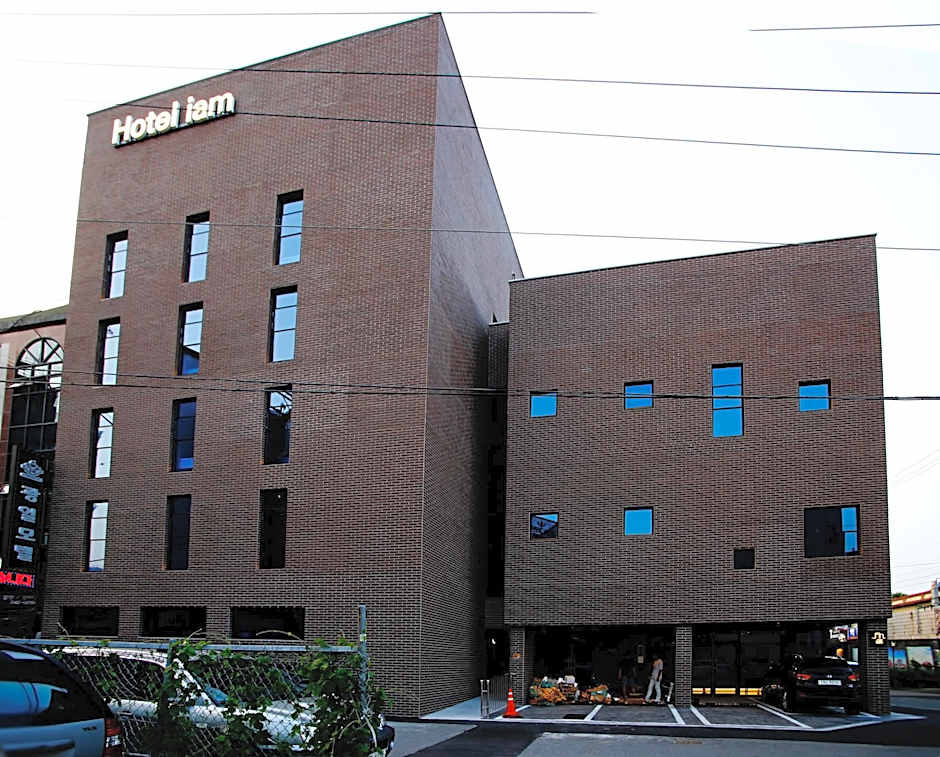 Hotel Iam