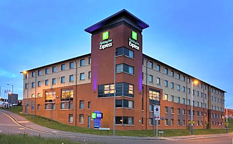 Holiday Inn Express London Luton Airport By IHG