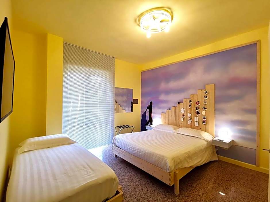Red Carpet rooms