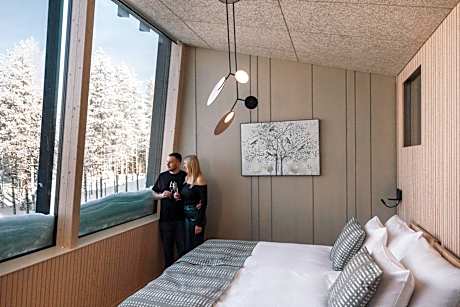Nova Skyland Hotel