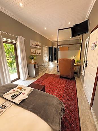 Honeymoon Room