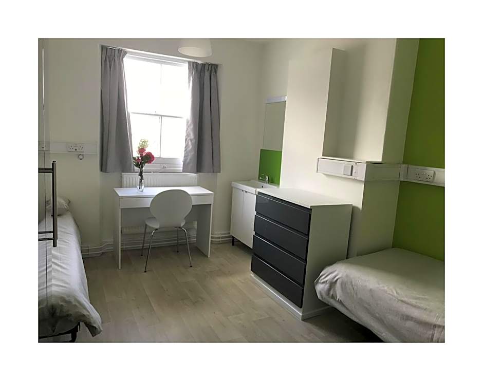 Leinster House (Bayswater)