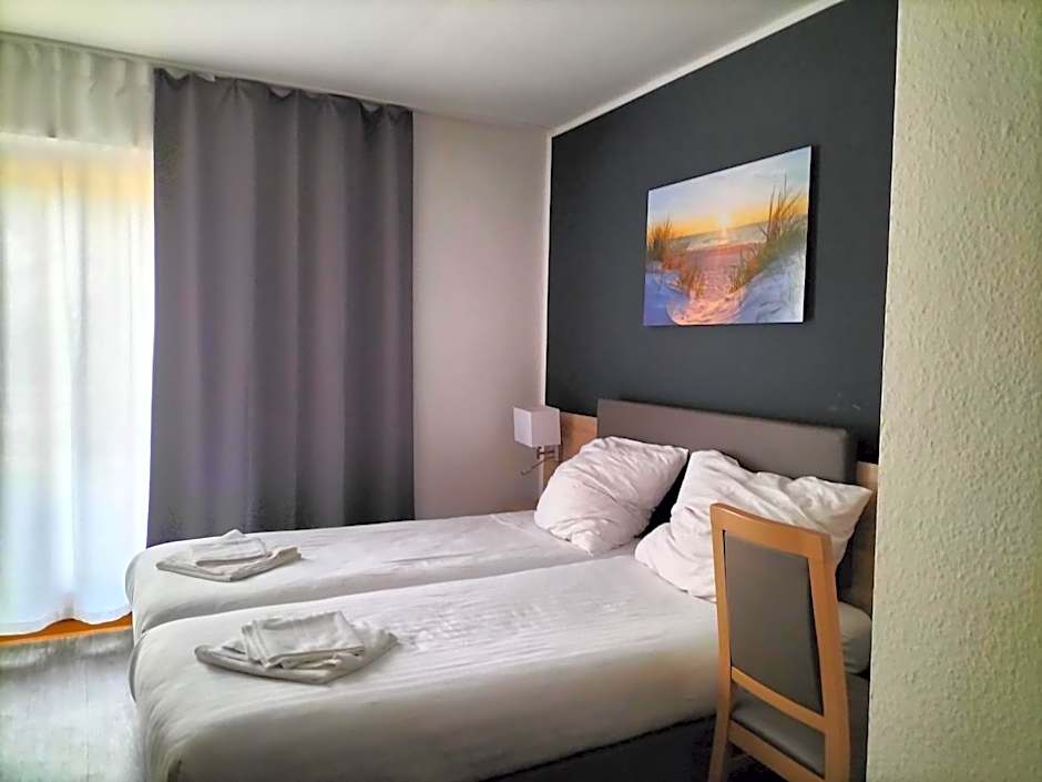 B3 Hotel