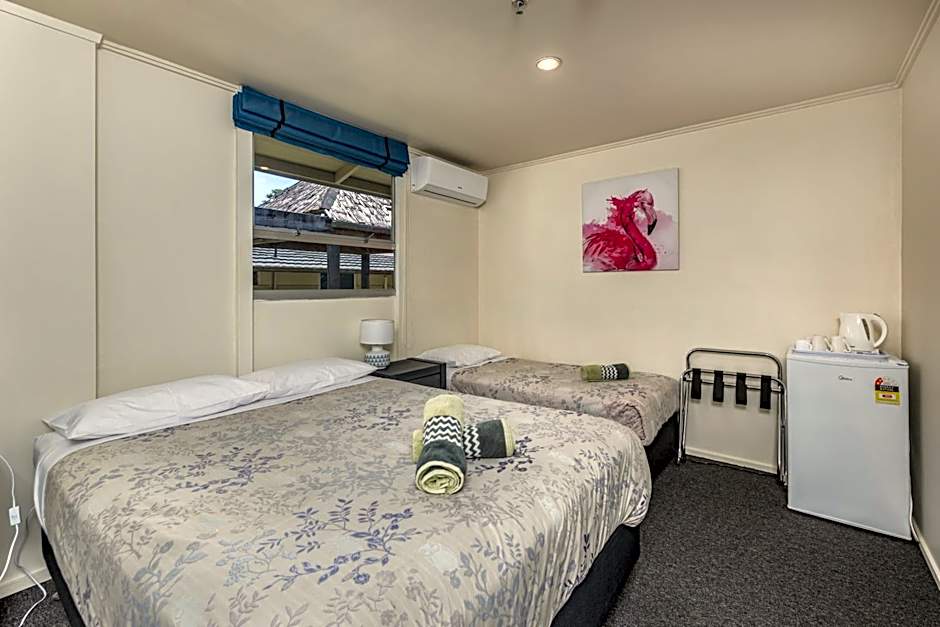 Riverside Lodge Paihia