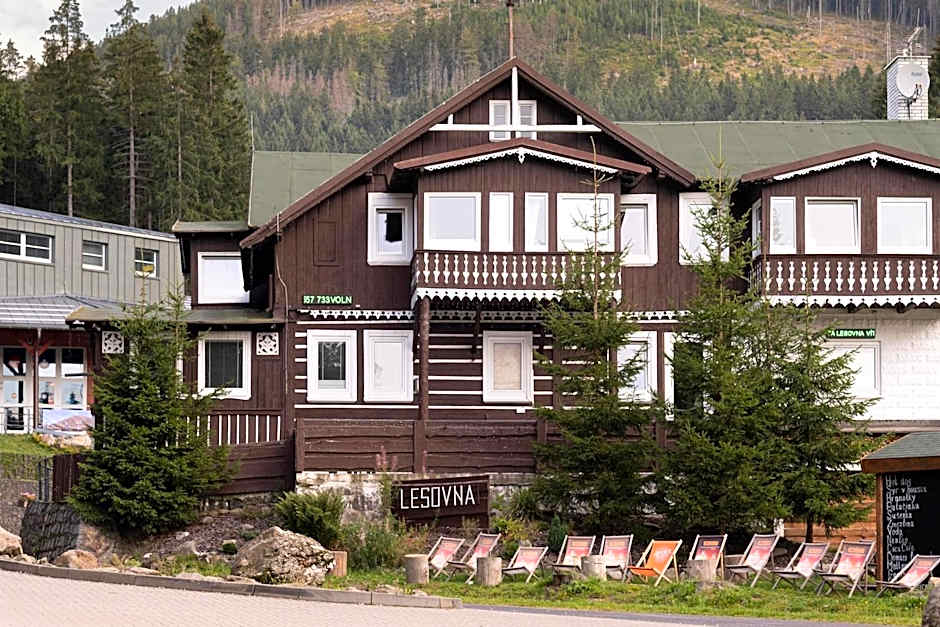 CHATA LESOVNA