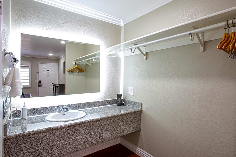 ELEV8 HOTEL LOS ANGLES, LAXA