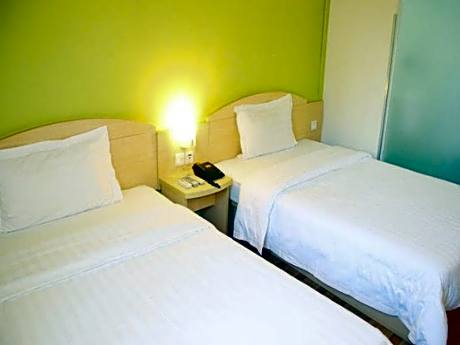 Corporate Twin, Guest room, 2 Twin/Single Bed(s), City view