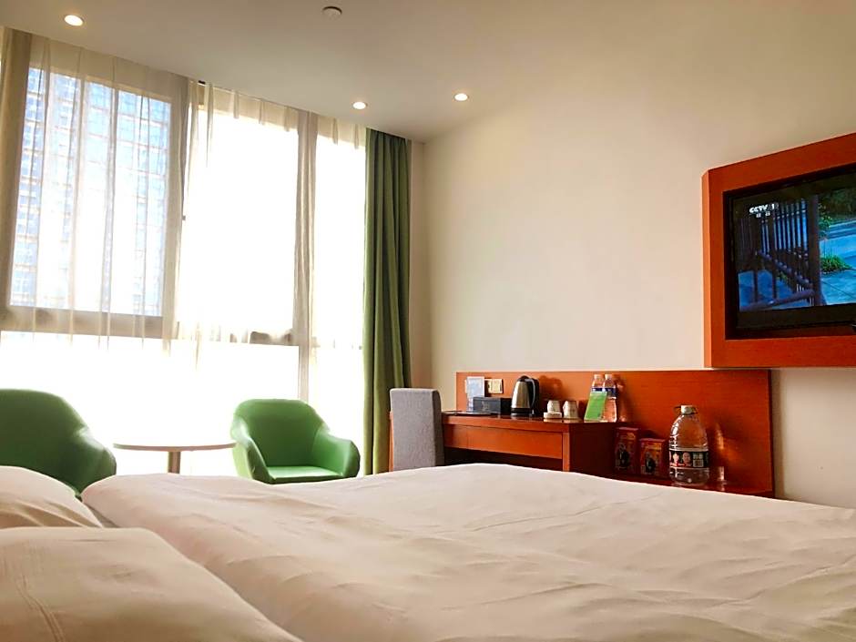Vatica Hotel Fuyang Linquan Tenghui International City Branch