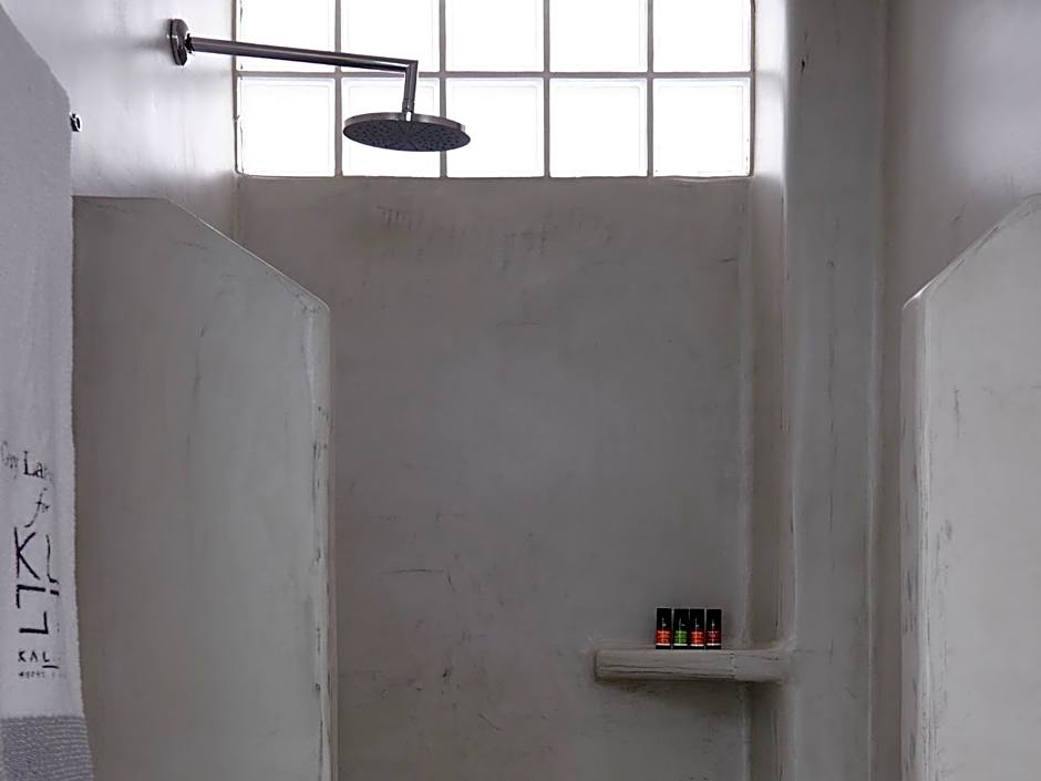 Kalisti Hotel & Suites