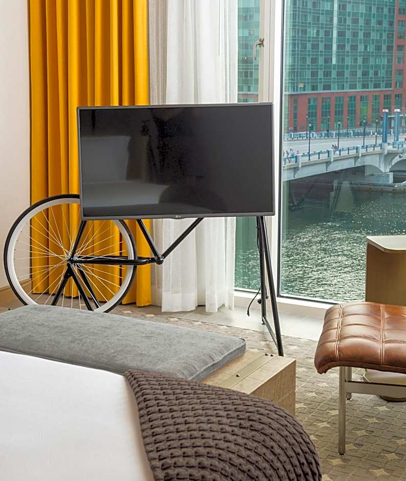 The Envoy Hotel, Autograph Collection by Marriott