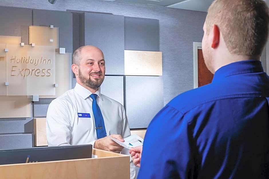 Holiday Inn Express Clayton Southeast Raleigh By IHG