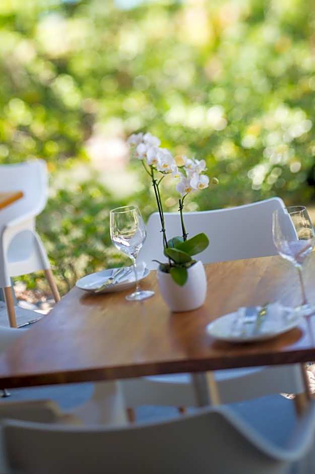 Heart Hotel and Gallery Whitsundays