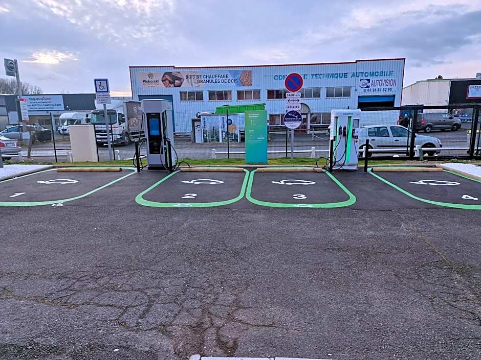 Enzo Hotels Reims Tinqueux by Kyriad Direct