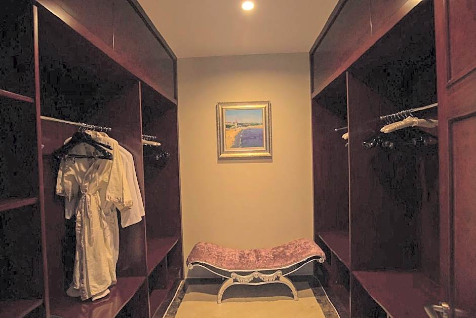 YUN-JING SEA VIEW HOTEL