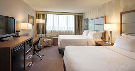 2 Queen Standard City View High Floor