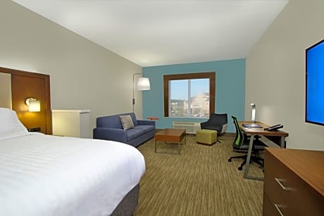 King Suite with Sofa Bed