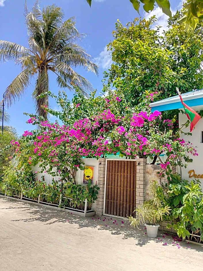 Dream Inn at Thulusdhoo