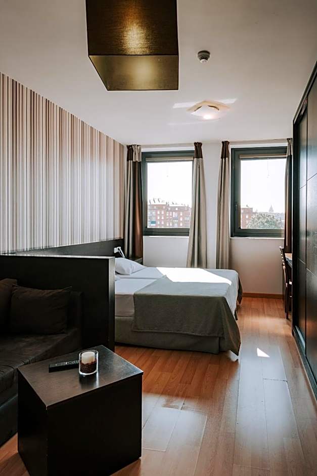 Zenit Aparthotel Hall 88