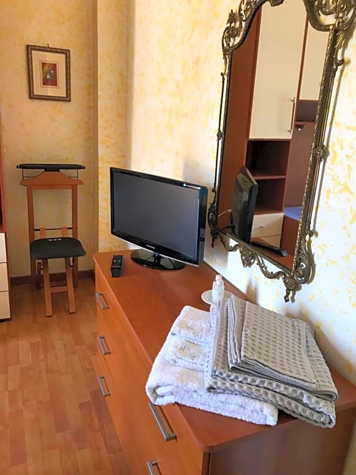 Mirella's House ViaVerona