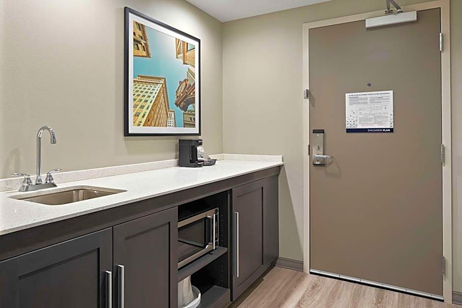 Hampton Inn By Hilton & Suites Cranberry Township/Mars, PA