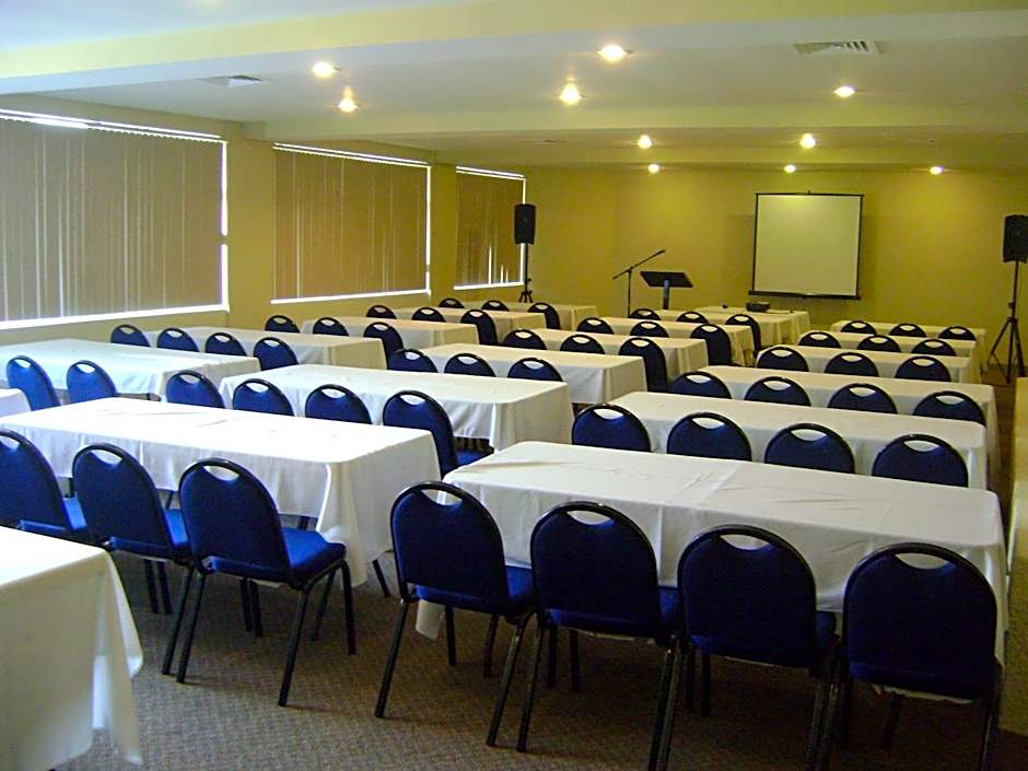 Puerto Nuevo Baja Hotel & Villas