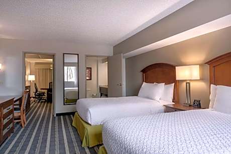 Double Suite with Lagoon View