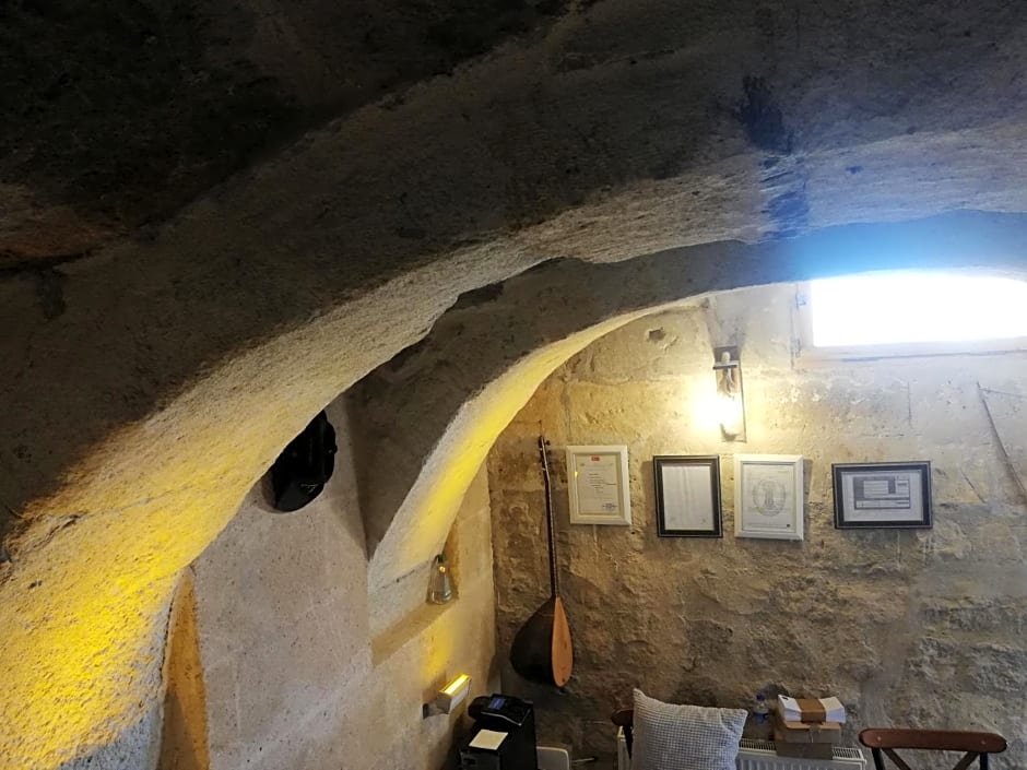 Cronos Cappadocia Cave Hotel