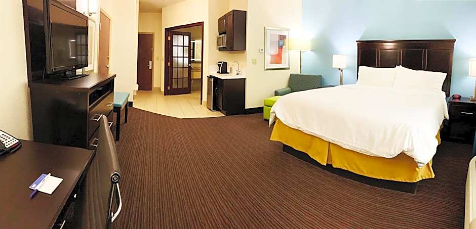 Holiday Inn Express Hotel & Suites Gainesville By IHG