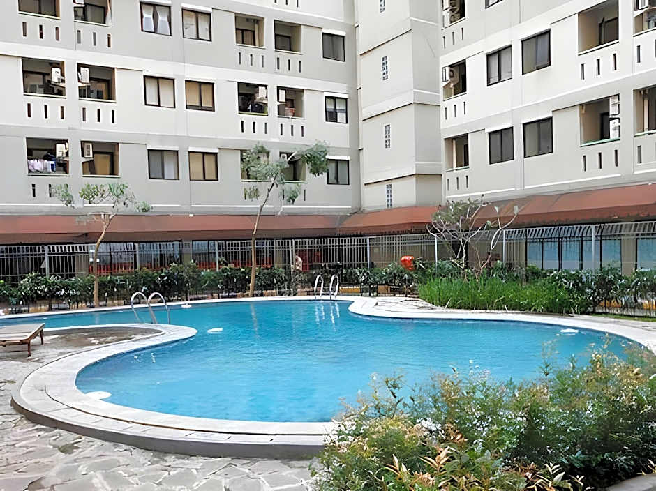 The London Living Apartment at Kebagusan City